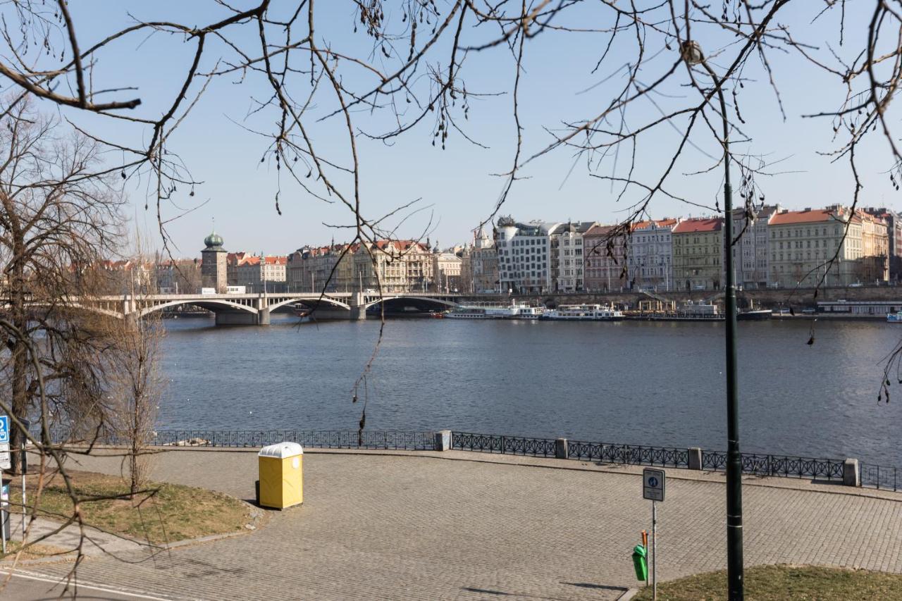 Luxury Riverside In The Center Of Apartament *
