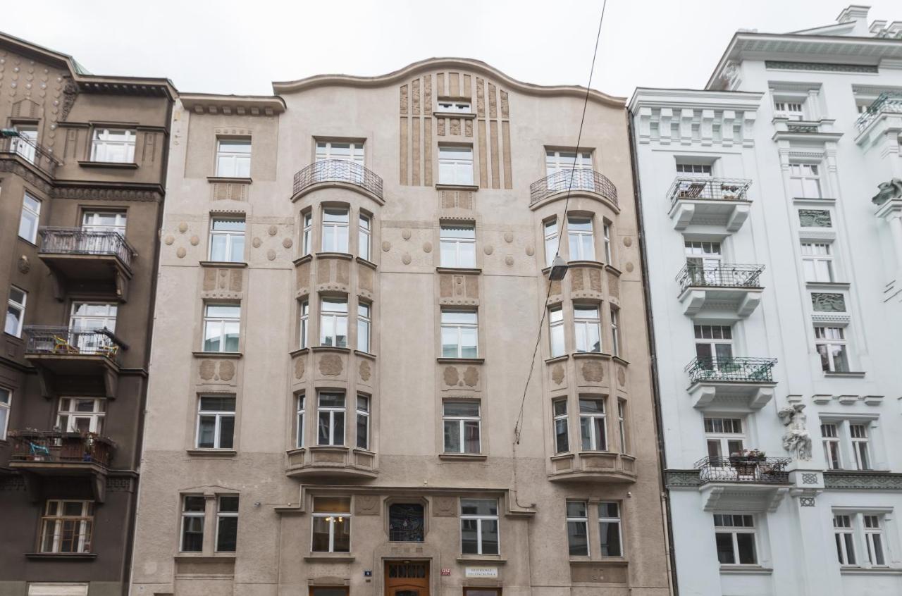 Luxury Riverside In The Center Of Apartament