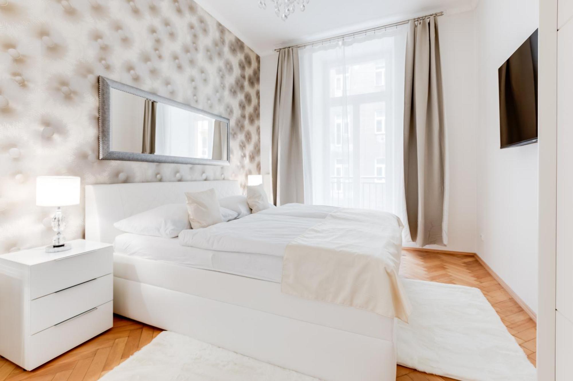 Luxury Riverside In The Center Of Apartament *