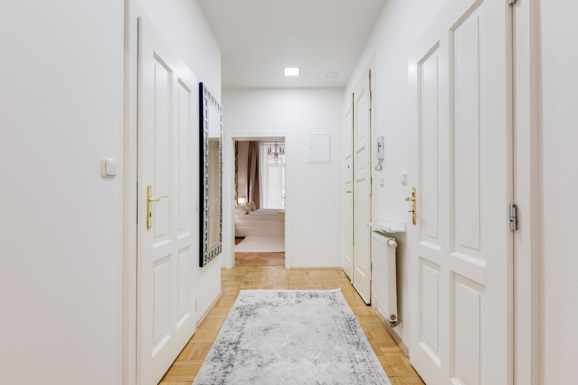 Apartament Luxury Riverside In The Center Of